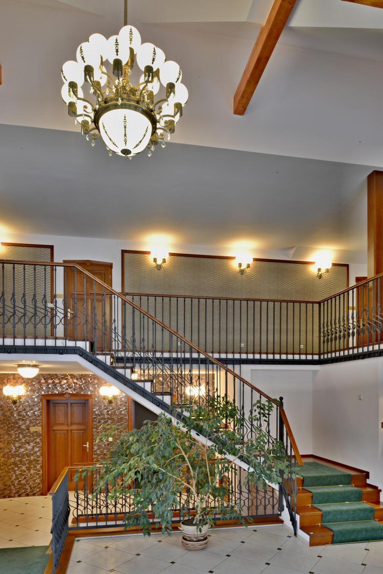 Hotel Gold Chotoviny Экстерьер фото