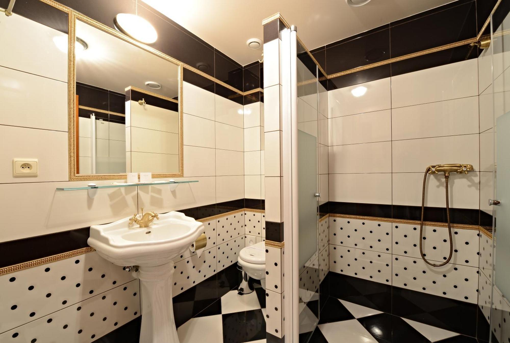 Hotel Gold Chotoviny Экстерьер фото